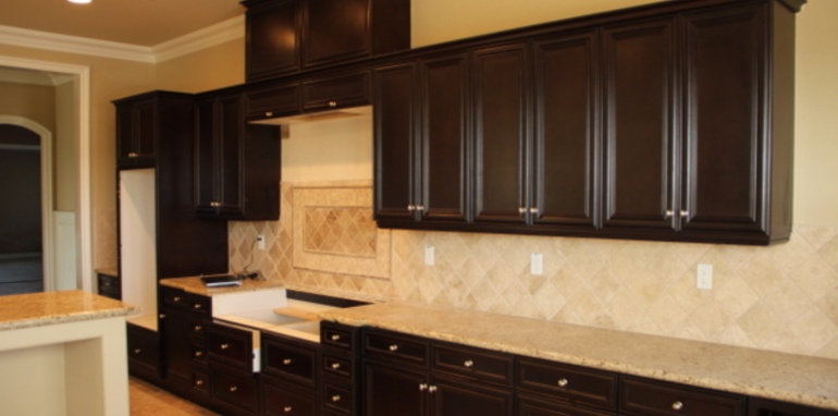 Cabinet Painting Service in Dubai